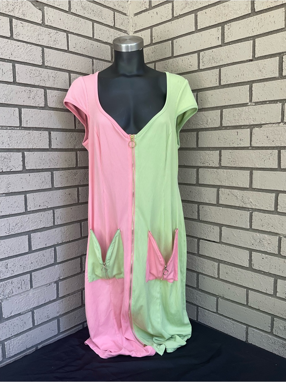 Light Green Halter Mini Dress with Twist Front